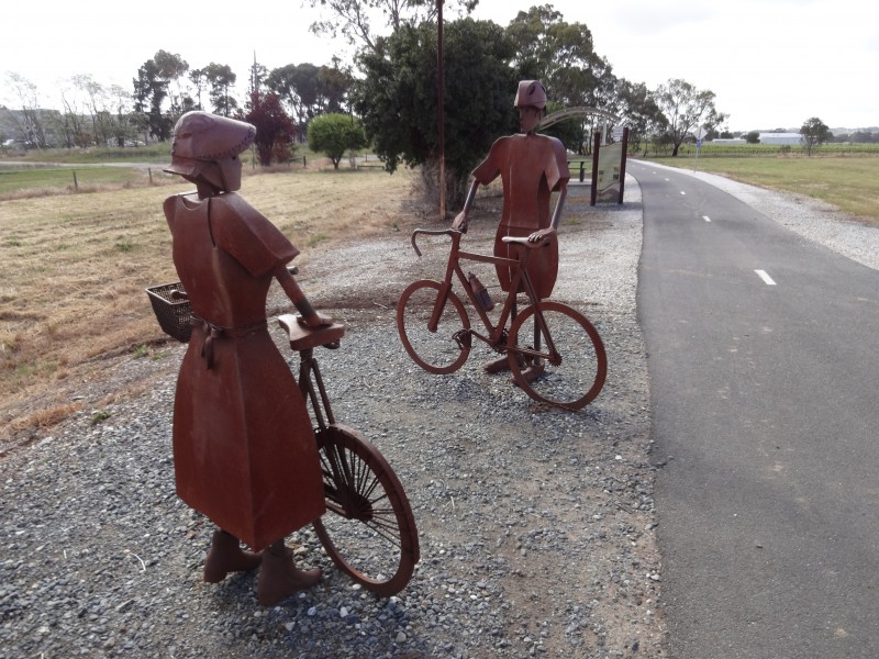 Sculpture on Barossa Valley Rail Trail near Tanunda